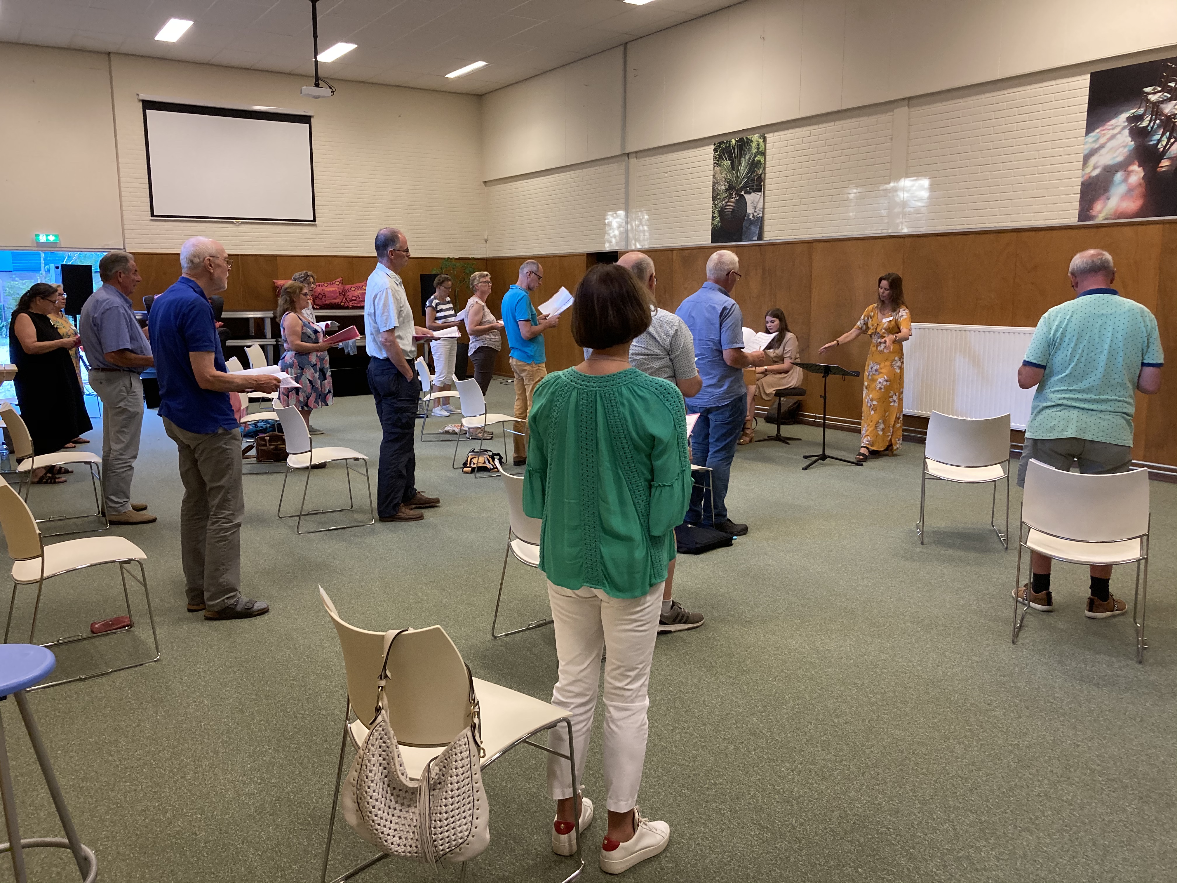Groep wereldmuziek en klassiek o.l.v. Miriam in De Kubus