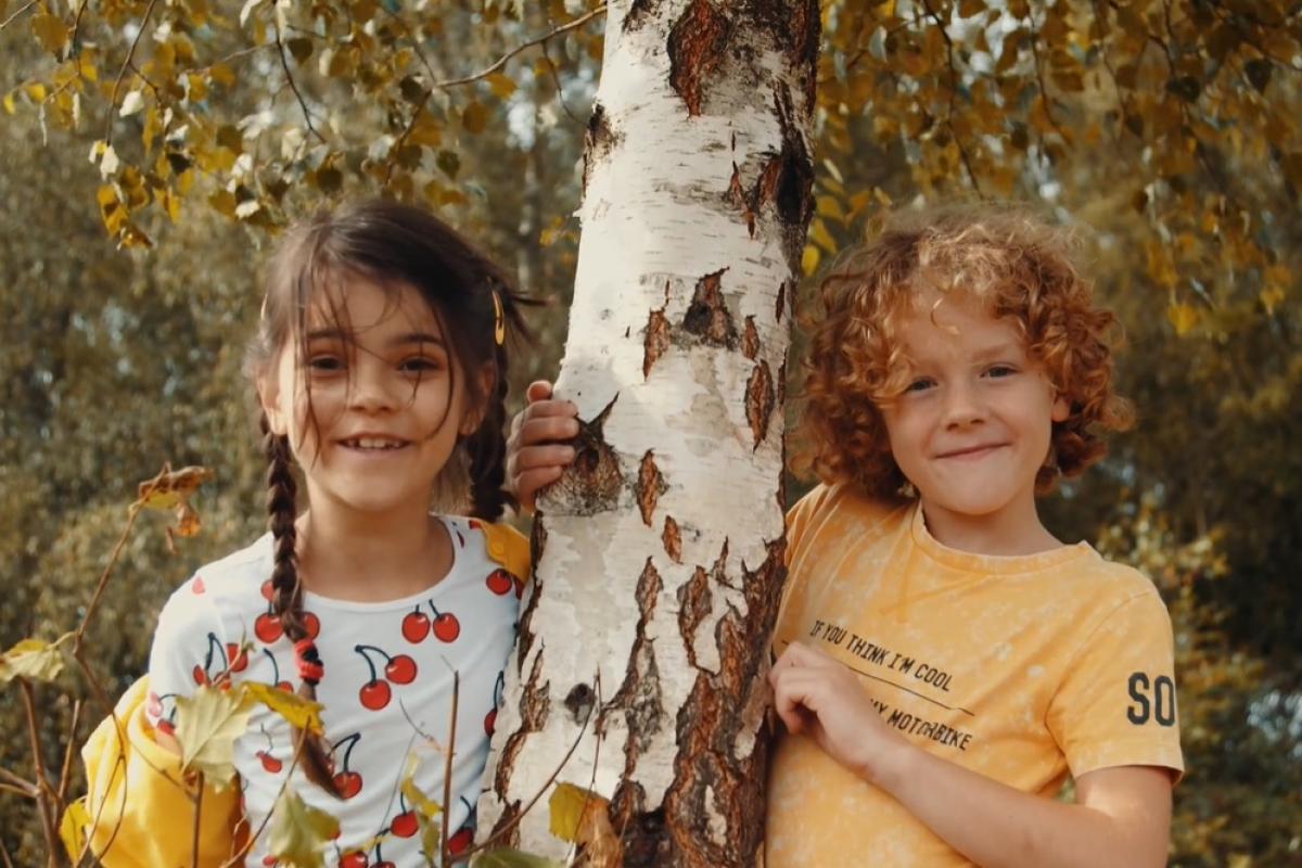 Beeld uit de clip: Summercamp Safari