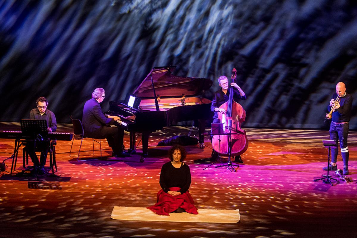 LAY DownTown tijdens Veens Cultureel Winterfeest