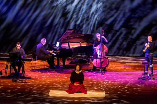 LAY DownTown tijdens Veens Cultureel Winterfeest